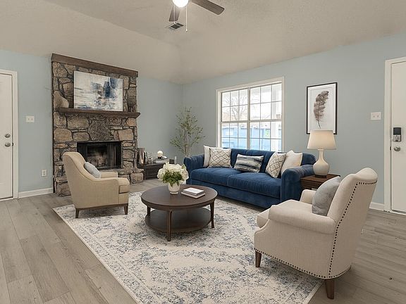 4th image of 6725 Elmore Woods Ln