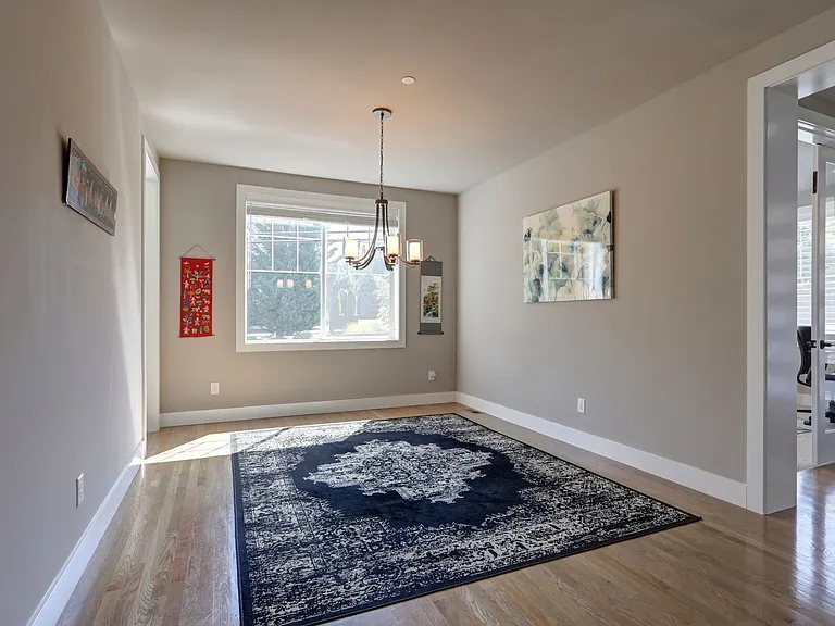 24396 NE 27th Pl — Photo 9