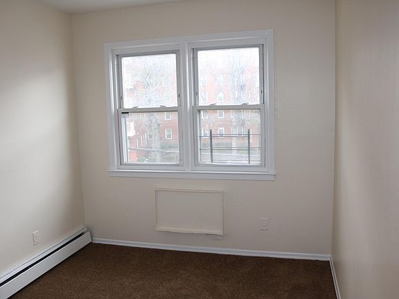 5th image of 4220 Kissena Blvd