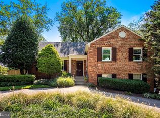 5706 Durbin Rd, Bethesda, MD 20817