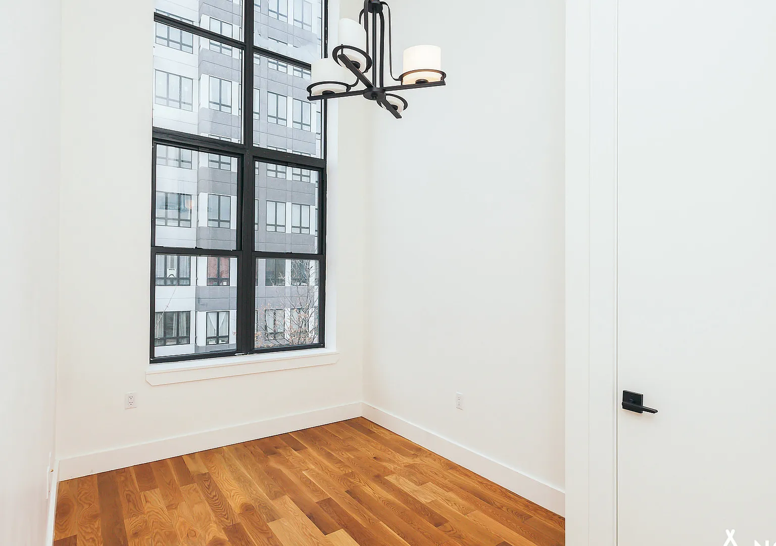 1426 De Kalb Avenue — Photo 3