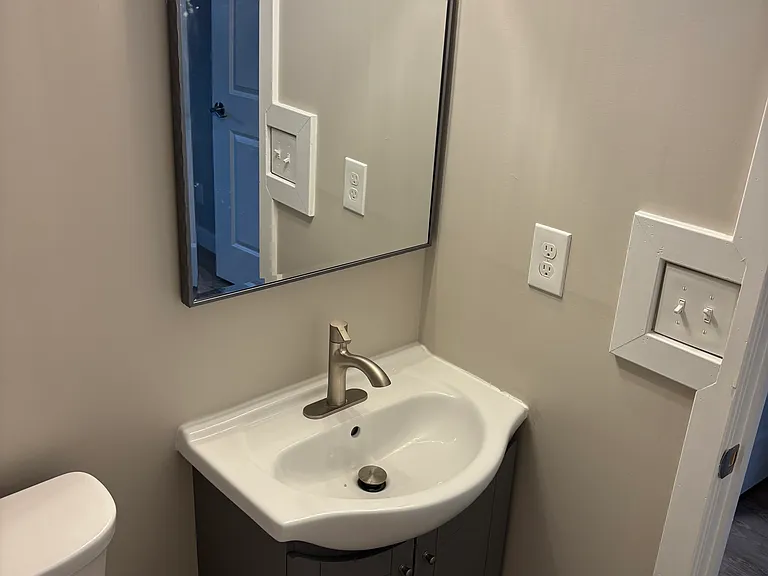 105 Tee St — Photo 8