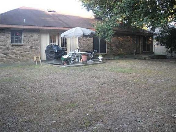 3rd image of 509 Breton Dr