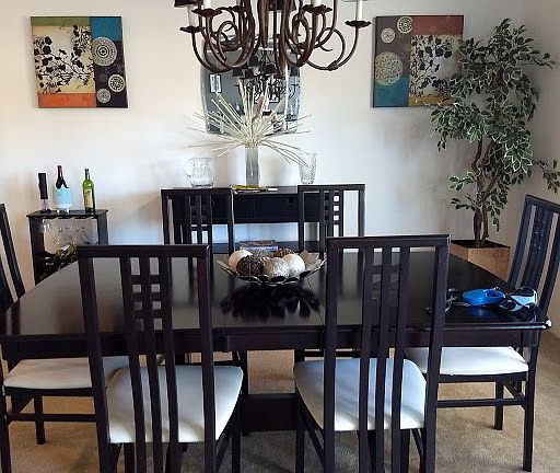 DiningRoom