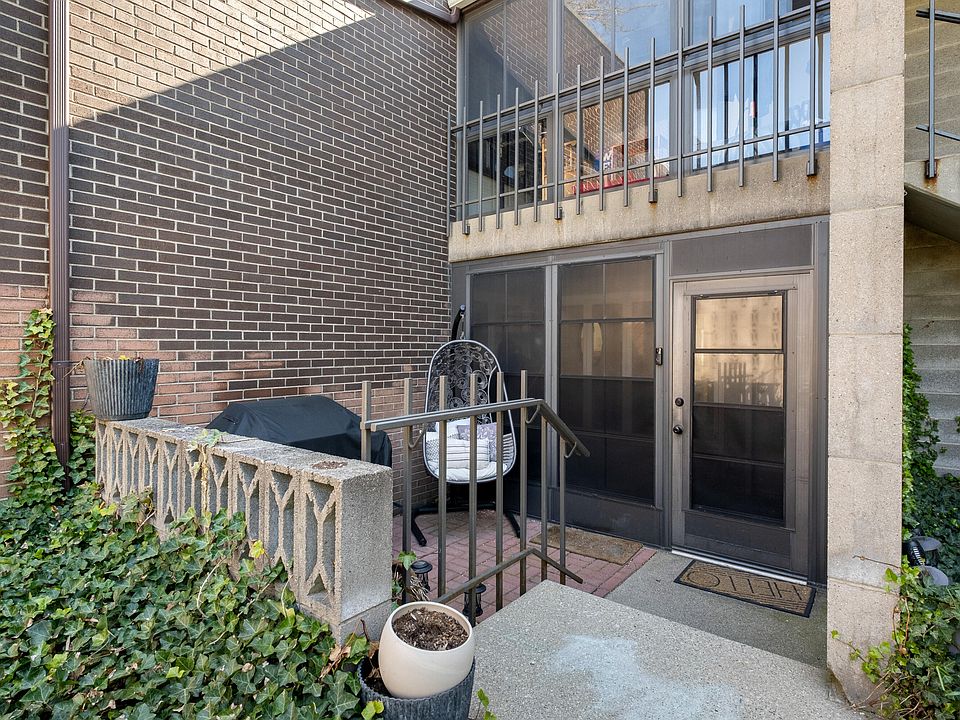 1st image of 805 S Despelder St APT 19