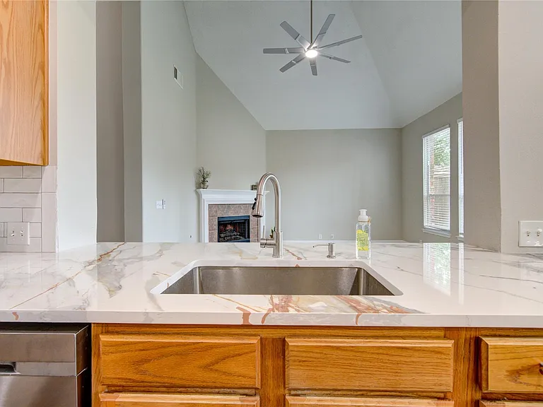 11706 Canyon Breeze Dr — Photo 15