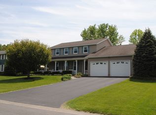 6019 Lisi Gardens Dr, North Syracuse, NY 13212