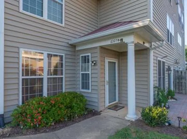 6325 Eagle Ridge Ln #32-D, Alexandria, VA 22312