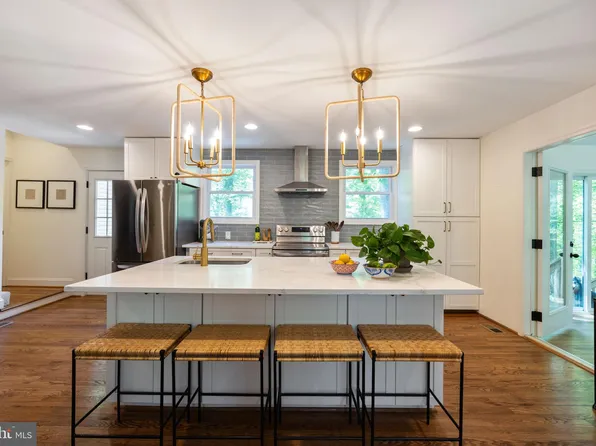 1067 Generals Hwy, Crownsville, MD 21032