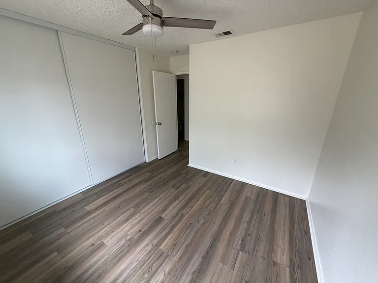 11981 Kenwood Dr — Photo 13