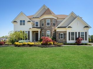 35 Waterford Way, Lincroft, NJ 07738