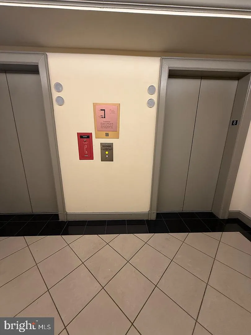 Studio, 684 sqft, $2,399 — Photo 4