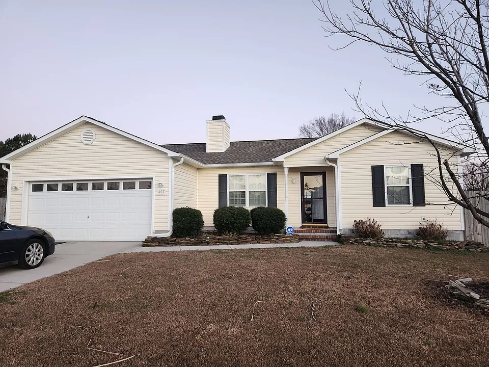 407 S Grazing Ct