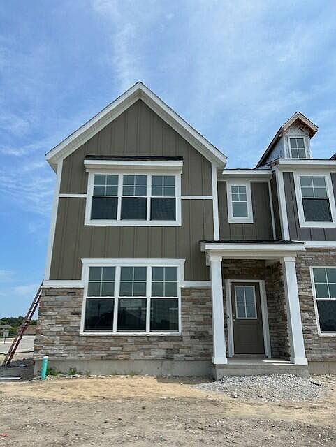 1st image of 1603 Parkside Ln #A