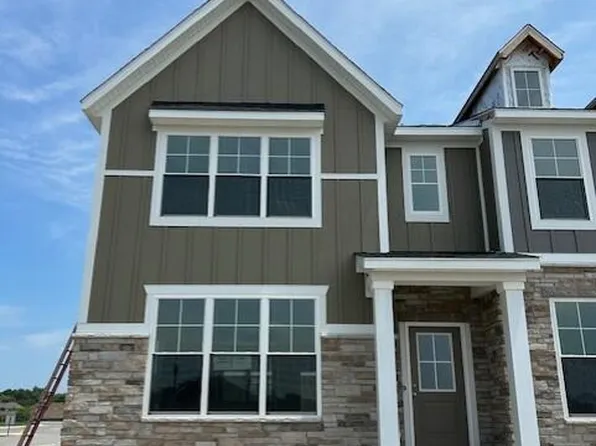 1603 Parkside Ln #A, Dyer, IN 46311