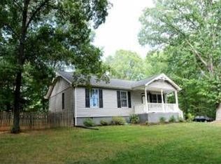 720 Foxstone Ln, Salem, VA 24153