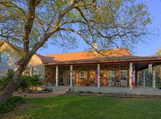 112 Oak Meadow Ln, Boerne, TX 78006