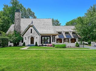 404 Birchwood Rd, Hinsdale, IL 60521