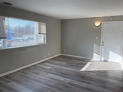1103 Evans Ave #6B — Photo 5