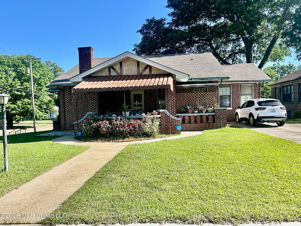 1st image of 430 Louisiana Ave