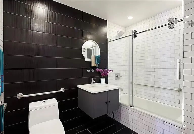 1270 Hancock St #1 — Photo 4