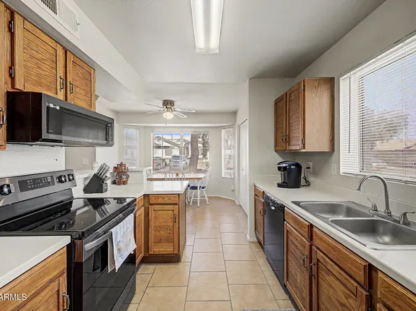 8520 W Palm Lane #1067, Phoenix, AZ 85037