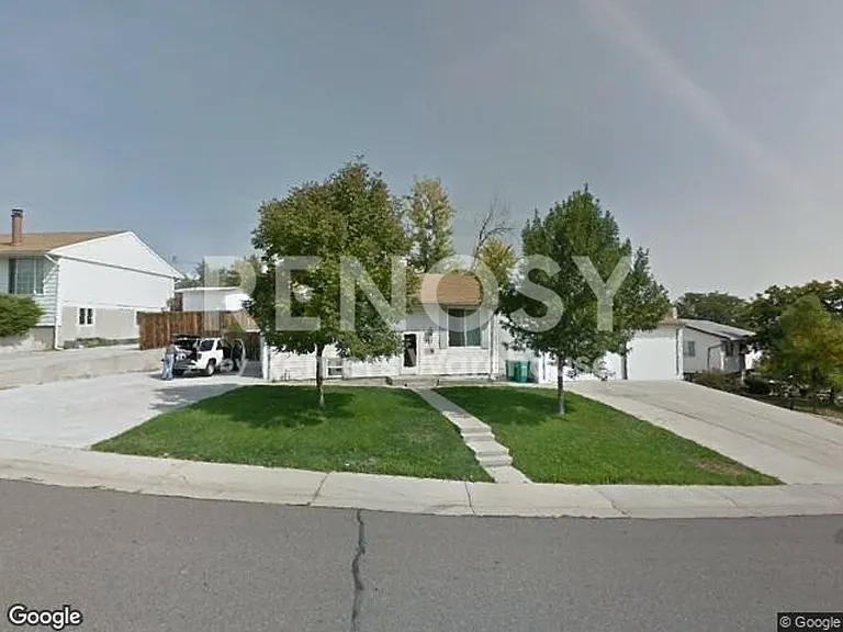 327 Leona Dr — Photo 20