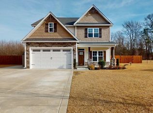 106 Abbington Pl, Pikeville, NC 27863