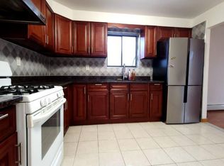 77-37 Furmanville Ave #2, Middle Village, NY 11379