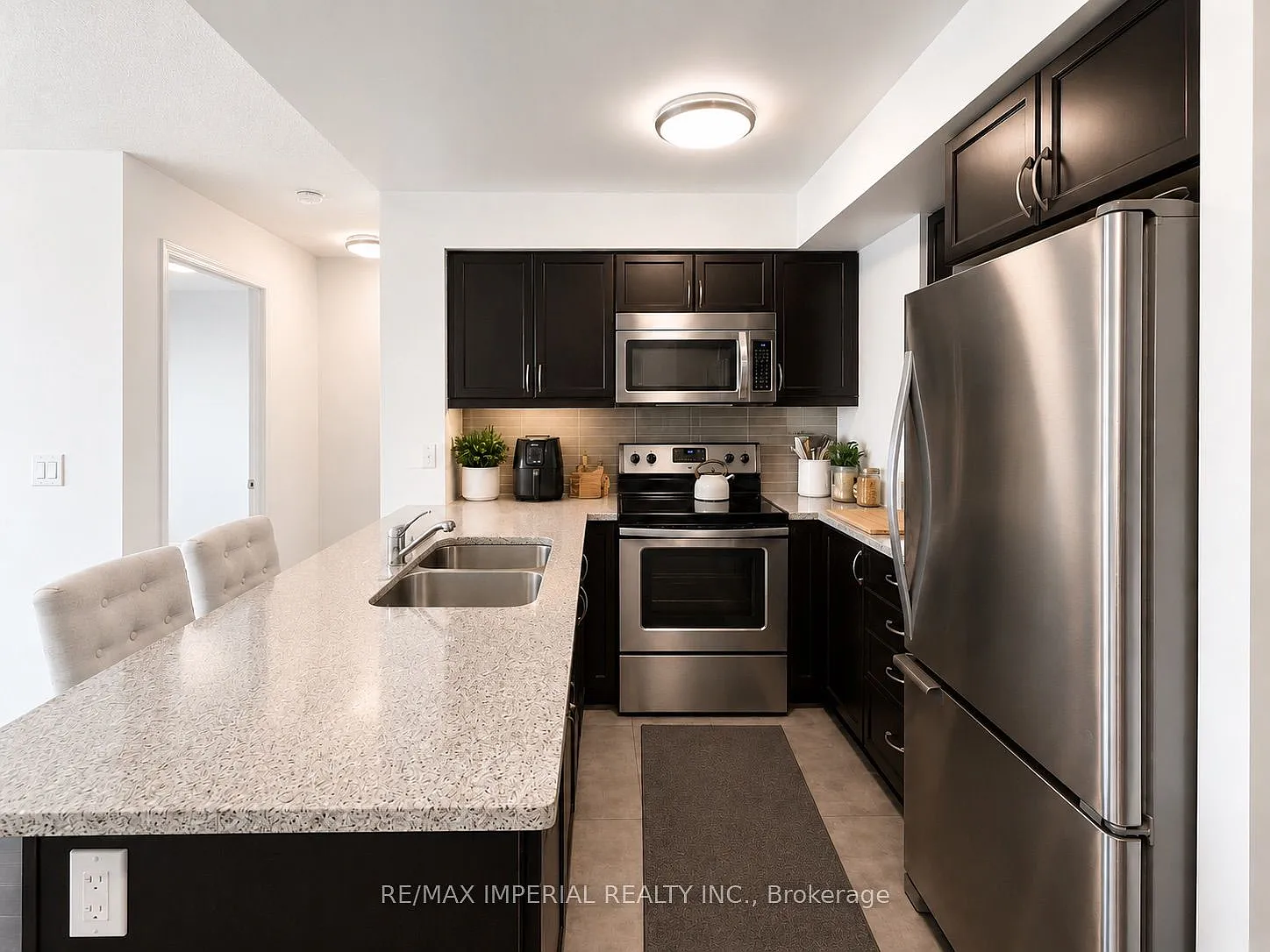2 bed, $3,700 — Photo 4