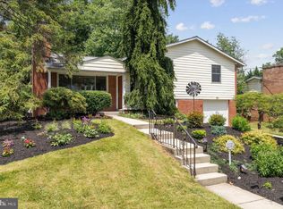 6405 Tone Dr, Bethesda, MD 20817