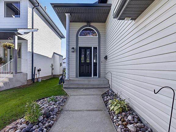 4th image of 443 Foxboro Way