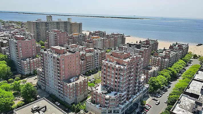 Sold by Golden Real Corp. | media 12