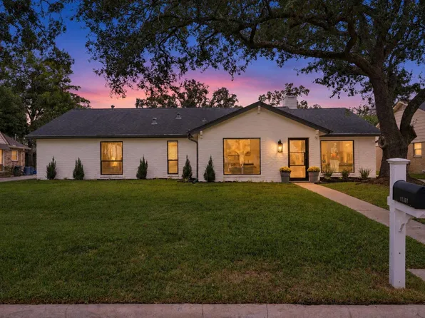 11307 Valley Spring Dr, Houston, TX 77043