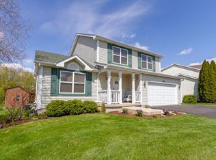 1001 N Oak Creek Dr, Genoa, IL 60135