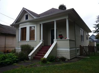 6627 Woodlawn Ave N, Seattle, WA 98103