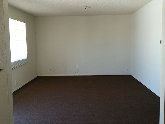 5th image of 14132 Prairie Ave APT 12