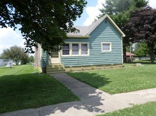 109 E North St, Ridge Farm, IL 61870