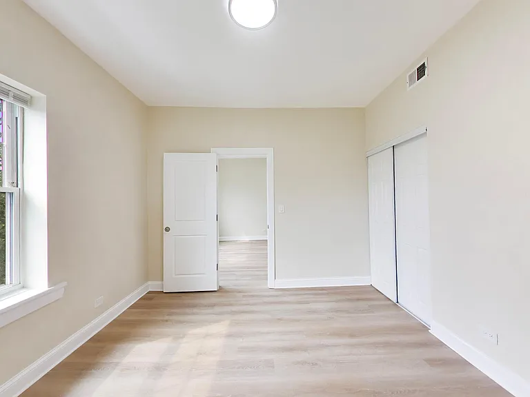2235 N Kedzie Blvd #3 — Photo 16