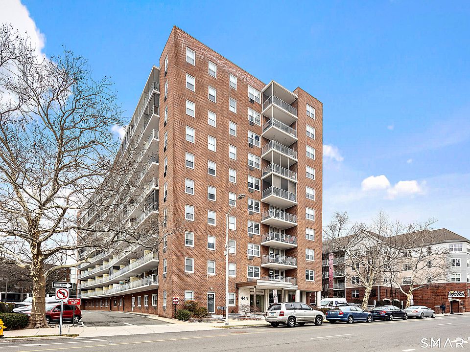 1st image of 444 Bedford St APT 3G