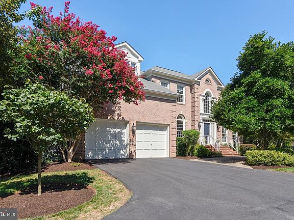 3rd image of 13146 Ashvale Dr