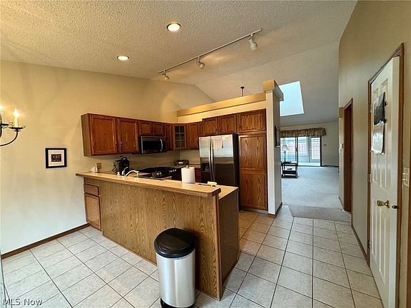 3rd image of 820 Southwestern Run Unit 43