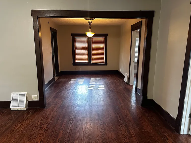 5402 Florence Blvd — Photo 5