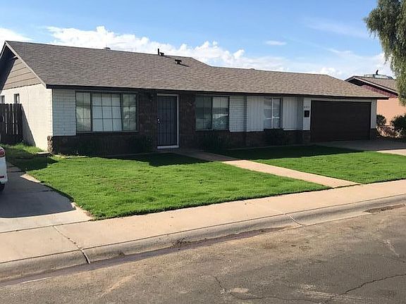 3rd image of 8821 W Heatherbrae Dr