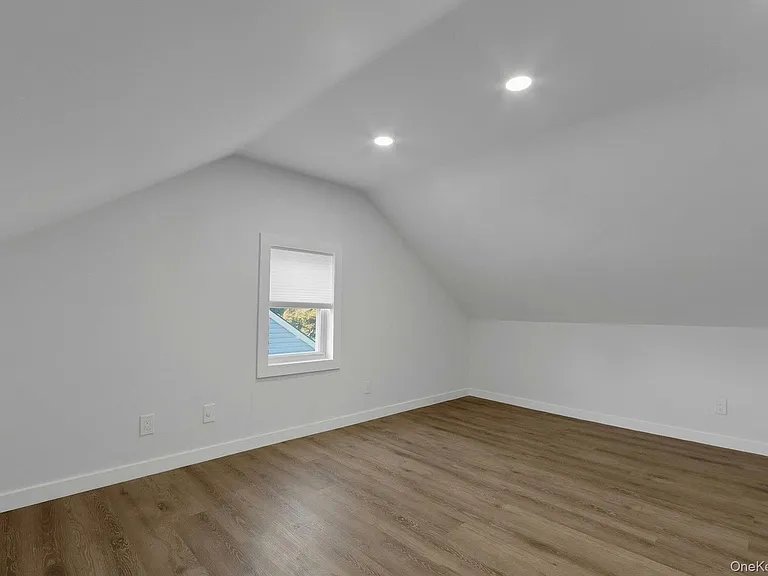 64 Lyons Rd — Photo 31