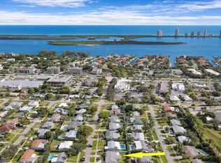 424 Ebbtide Dr, North Palm Beach, FL 33408