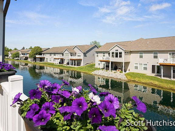3rd image of 11534 Bridgeton Ct