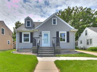 1217 Harding Ave, Ames, IA 50010