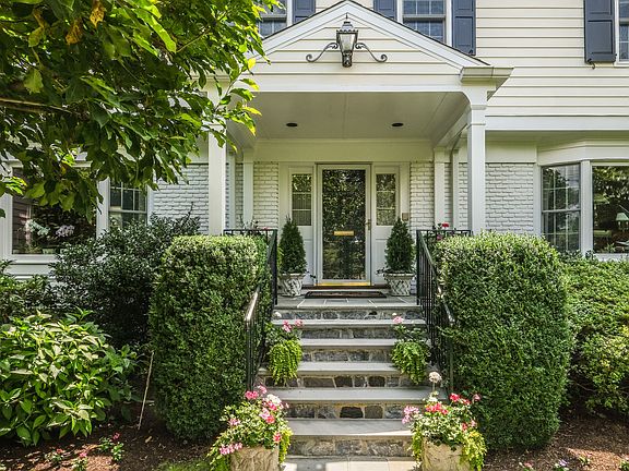 18 Cayuga Rd Scarsdale, NY 10583 ( 014of 29).jpg