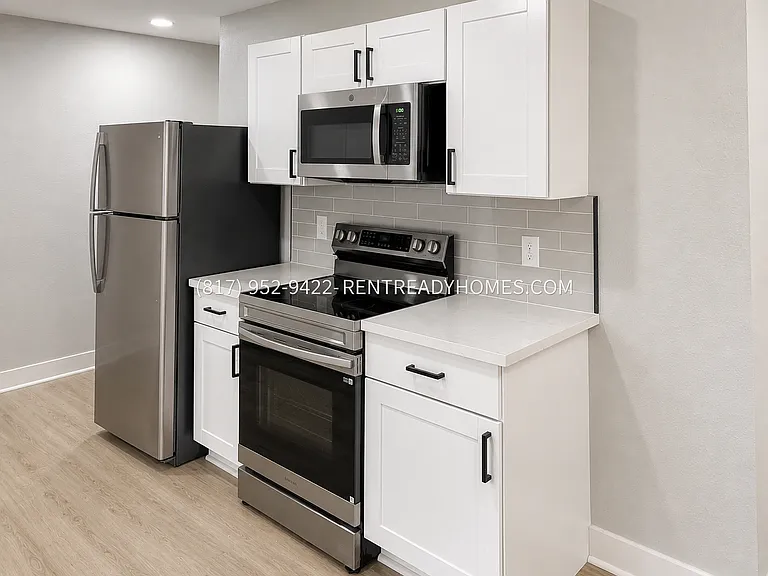 8112 Barkley St — Photo 5